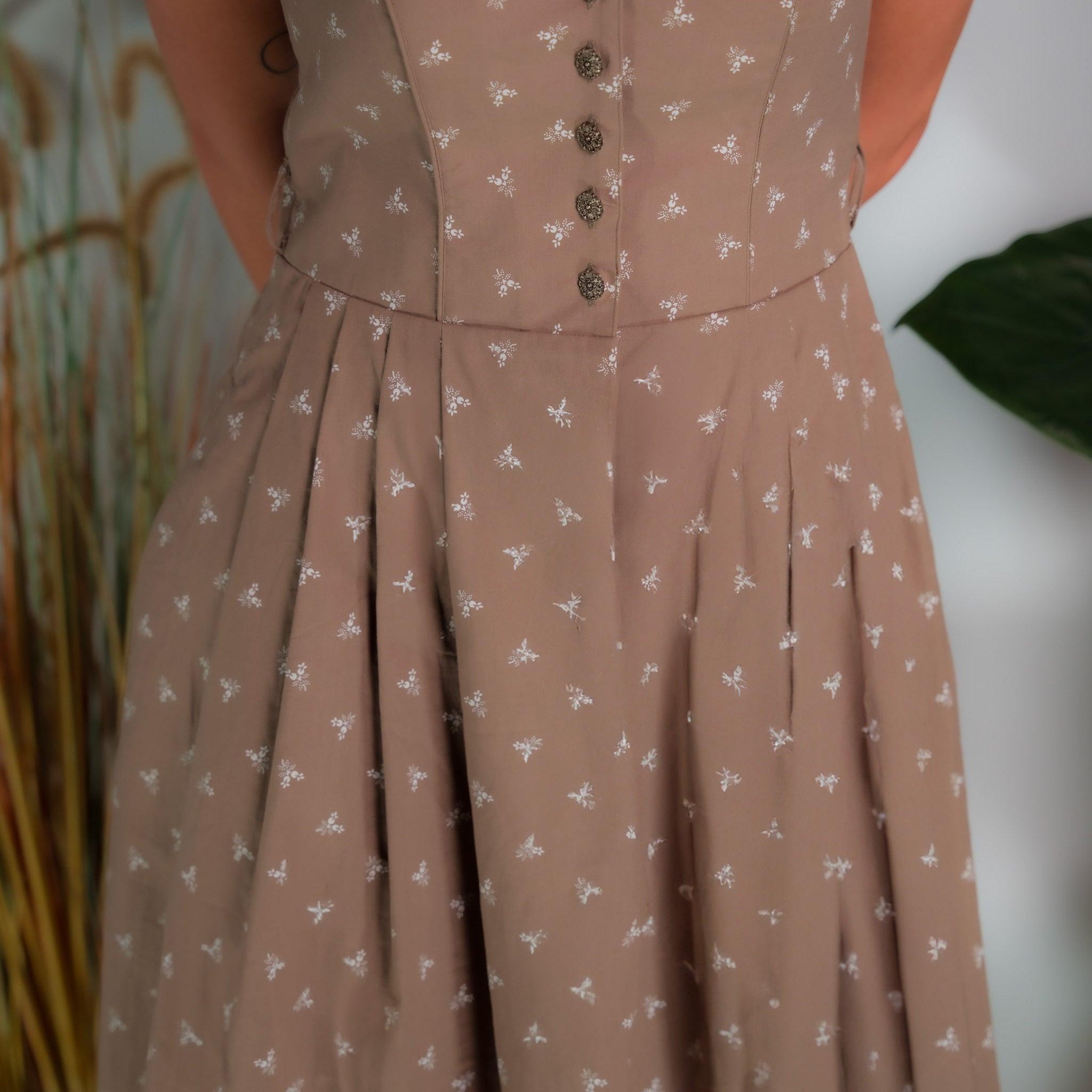 Dirndl Diana - Alltagsdirndl Kleid mit Schürze - Eysler